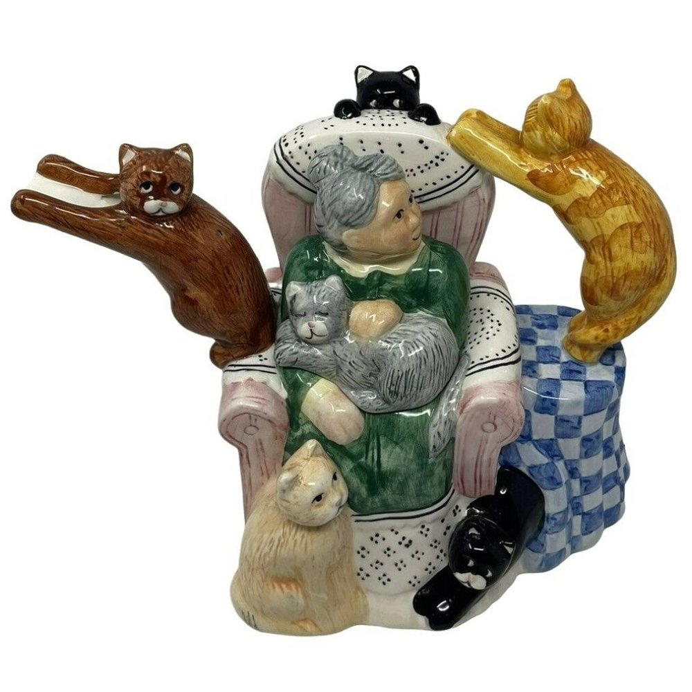 Vintage Lotus Old Lady in Chair with Cats Tea Pot